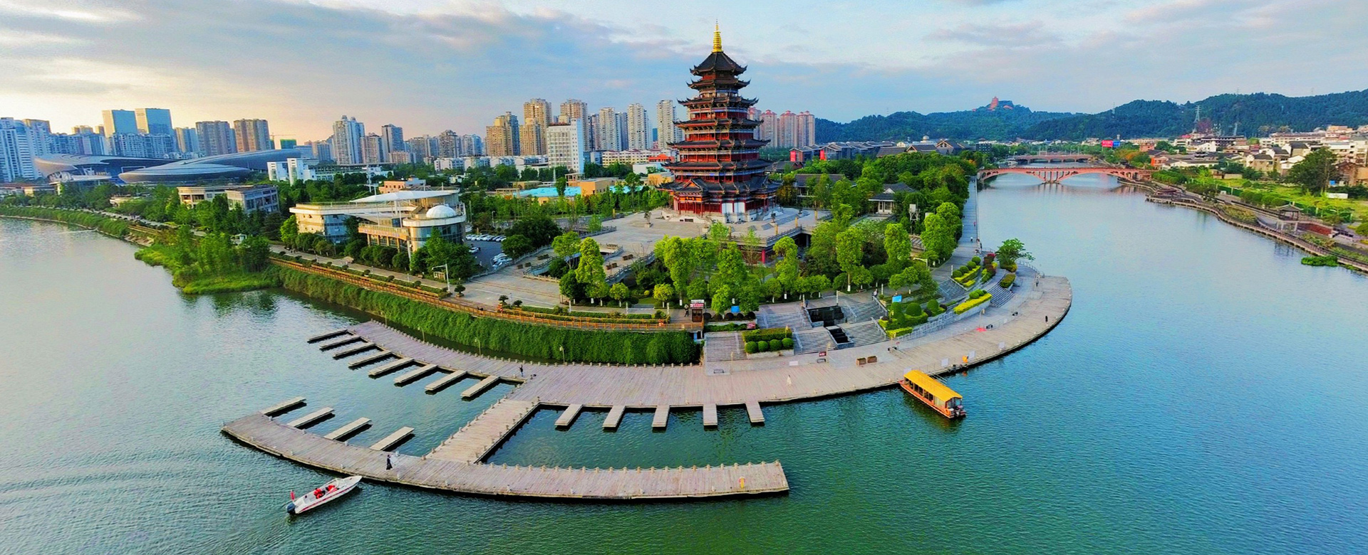 興企愛(ài)崗、志美行厲、建功立業(yè)
